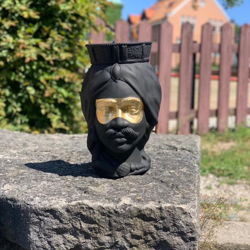 Monsieur Nox black gold