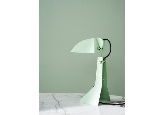 E63 Table Lamp - green